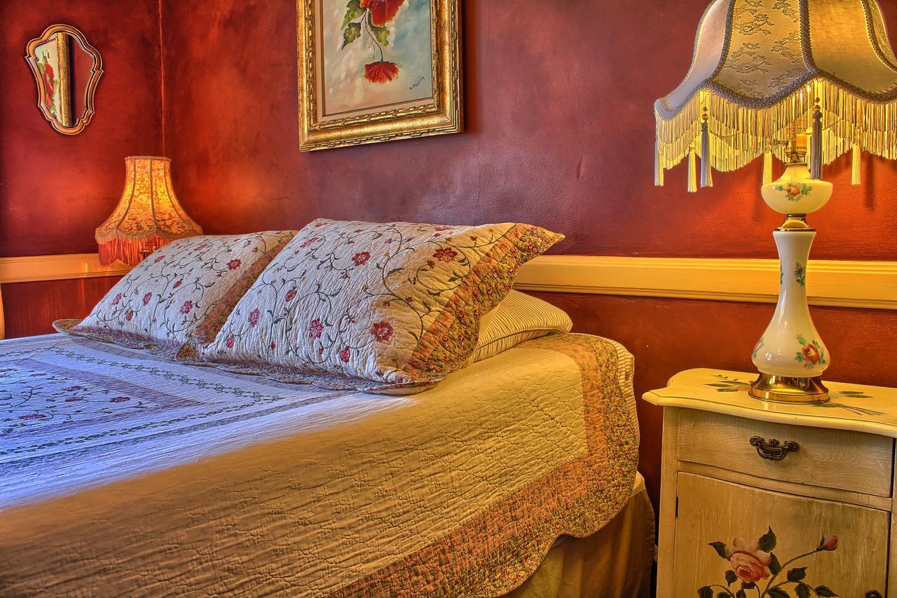 The Old Courthouse Inn Powell River Quarto foto